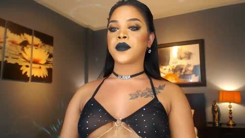 UrMajestyTyra online show from April 16, 1:49 am