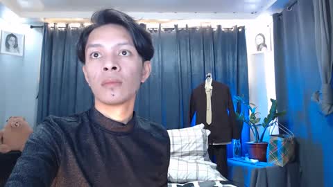 Mel online show from February 28, 4:21 am