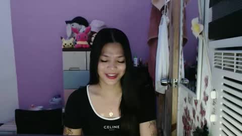 hi im kim online show from November 2, 11:32 am