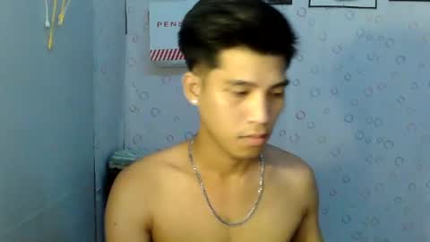 ursweetie_boy online show from July 14, 12:14 am