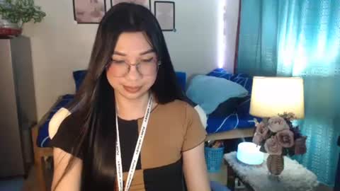 Ashley Kate Mateo Gray online show from January 7, 1:57 pm