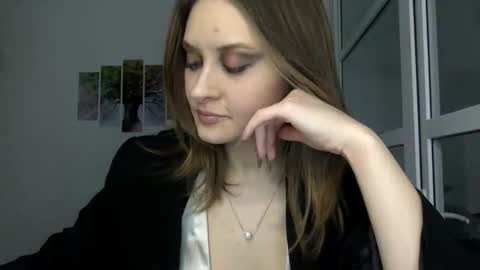 urwifuafrodita777 online show from March 13, 10:46 pm