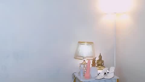 urwildest_margaret online show from February 3, 8:51 am