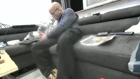 BamBam online show from January 18, 1:14 am