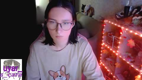 Snapshot of uyar_ chatting on October 23, 12:28 pm Cara online show from October 23, 12:28 pm