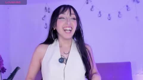 v1cky_ online show from March 21, 12:38 am