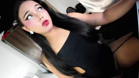JESS - DONT FORGET TO FOLLOW ME AND GIVE ME THUMBS UP online show from June 26, 7:41 pm