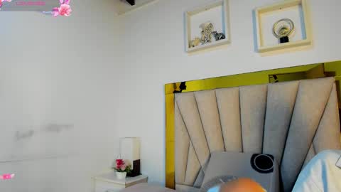 vahioleth  online show from March 19, 3:23 am