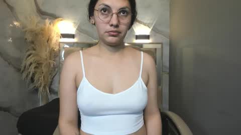 Vainilla online show from March 7, 1:27 am