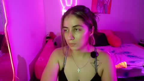 valentina online show from May 7, 1:23 am