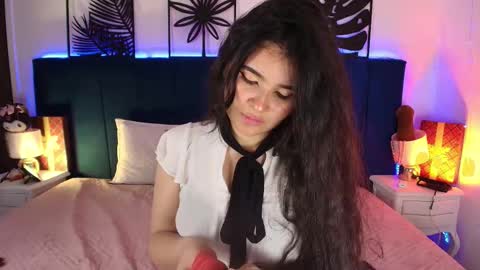 Tifanny  online show from November 20, 8:17 pm