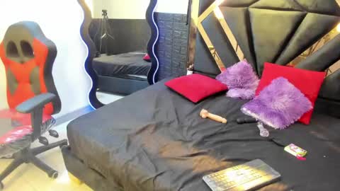 valentina online show from May 21, 11:11 pm