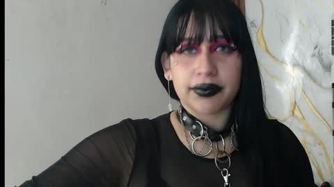 valen_ross7 online show from May 26, 9:15 am