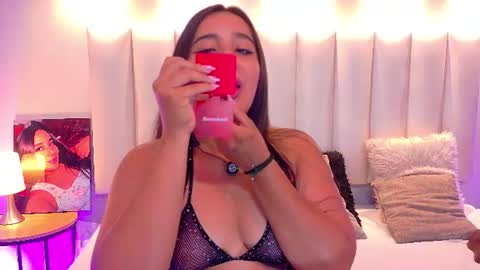 Valen Scott online show from July 8, 1:03 pm