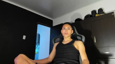 valentean online show from November 14, 8:00 pm