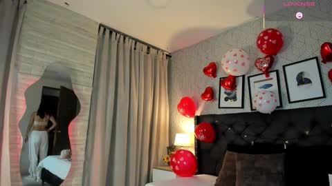 Valen online show from February 16, 12:25 pm