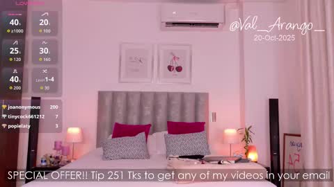 Val arango  online show from October 21, 1:11 am