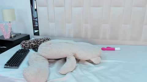 Valentina online show from October 4, 2:04 pm