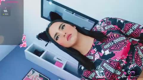 valentina_princess_ online show from March 10, 8:50 am