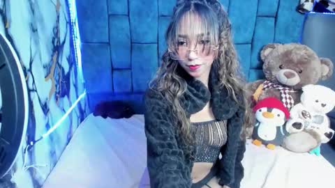 valentinaklean1 online show from April 21, 4:30 am