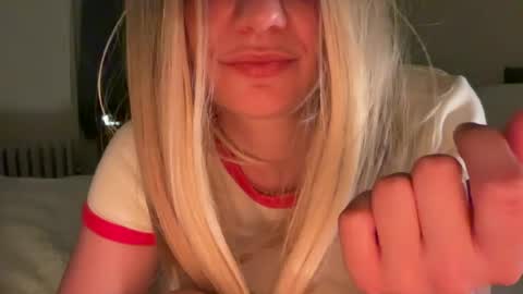 Valentina Peppermint online show from June 10, 5:17 am