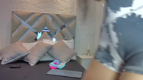 VALENTINA online show from May 27, 11:29 am