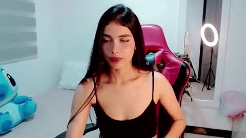 Snapshot of valentinasweet_ chatting on October 5, 1:03 am Valentina online show from October 5, 1:03 am