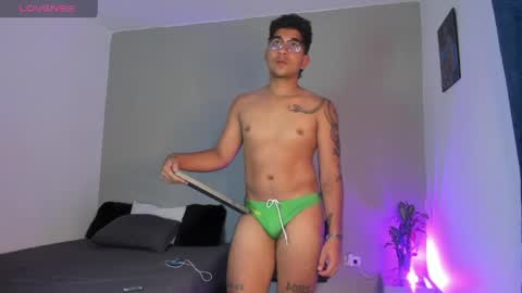 valentino santos online show from May 6, 4:29 am