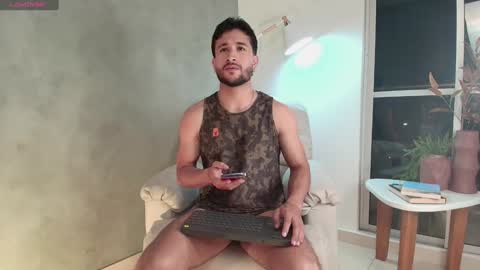 Valentino online show from January 18, 4:48 am