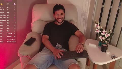 Valentino online show from February 22, 2:17 am