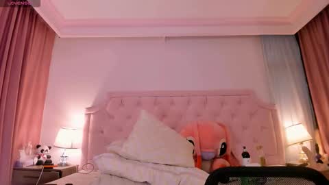 Vale Toro  online show from December 5, 12:36 pm