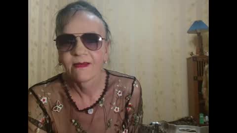 valentijm online show from April 6, 6:42 pm