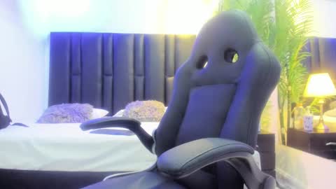 valeri_tafur online show from November 27, 11:18 am