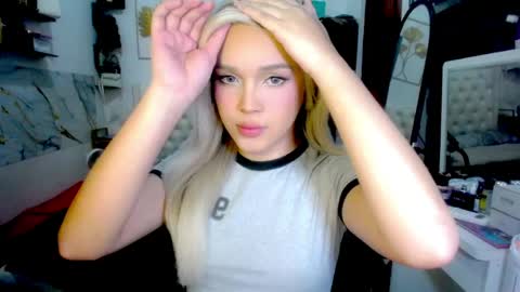 VALERIA online show from April 29, 11:48 am