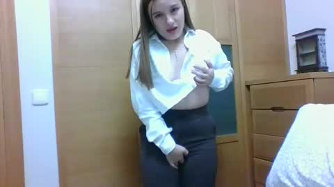 Snapshot of valeriafrannco chatting on October 23, 7:48 pm valeriafrannco online show from October 23, 7:48 pm