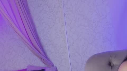 valeriaortegaa online show from July 3, 11:48 am