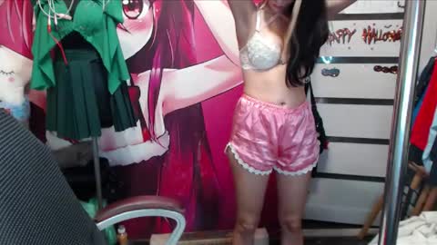 Snapshot of valeriaxkiss chatting on October 25, 10:43 pm ValeriaXKiss online show from October 25, 10:43 pm