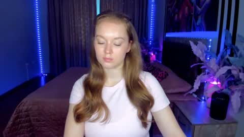 ValeriCherry online show from August 1, 9:33 am