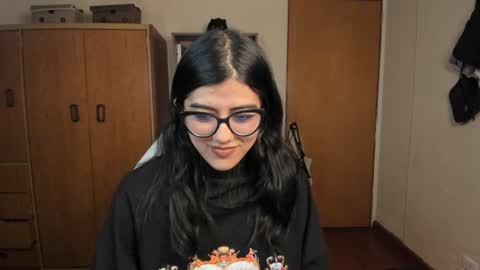 Val  online show from January 28, 4:29 am