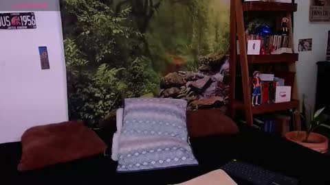 Valerie online show from March 30, 12:55 am