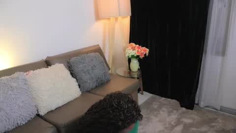 Valerie Style3 online show from March 24, 3:45 am