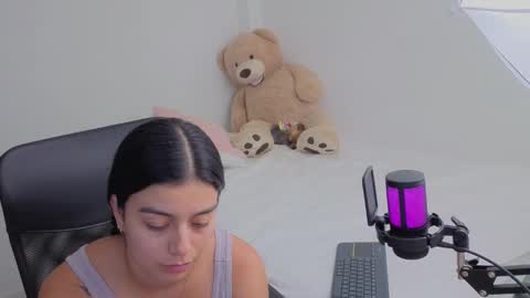 Juli C online show from December 16, 12:51 am