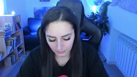 Valerie online show from March 1, 2:43 pm