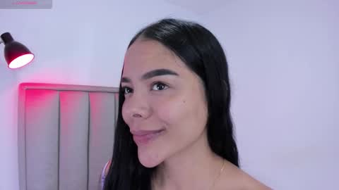 Cris  online show from November 9, 4:21 pm