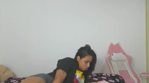 valery_lovex_ online show from October 7, 10:44 am