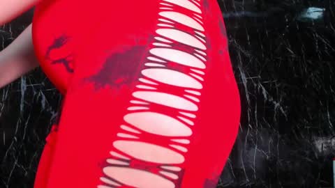   online show from March 6, 8:48 pm