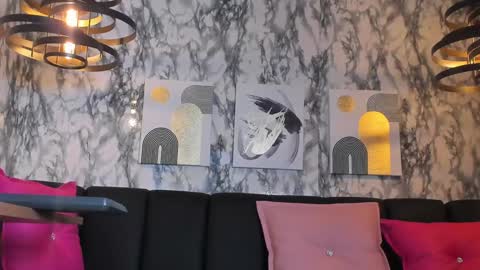   online show from January 13, 2:00 pm