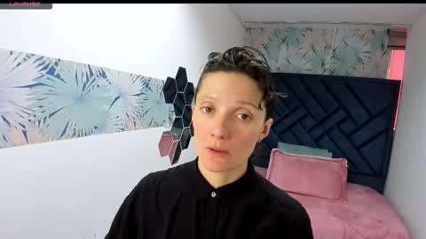 VALERY MORE online show from March 2, 1:07 pm