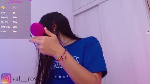 Val online show from October 14, 1:47 pm