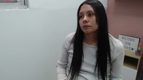 valevicious online show from April 29, 5:30 pm